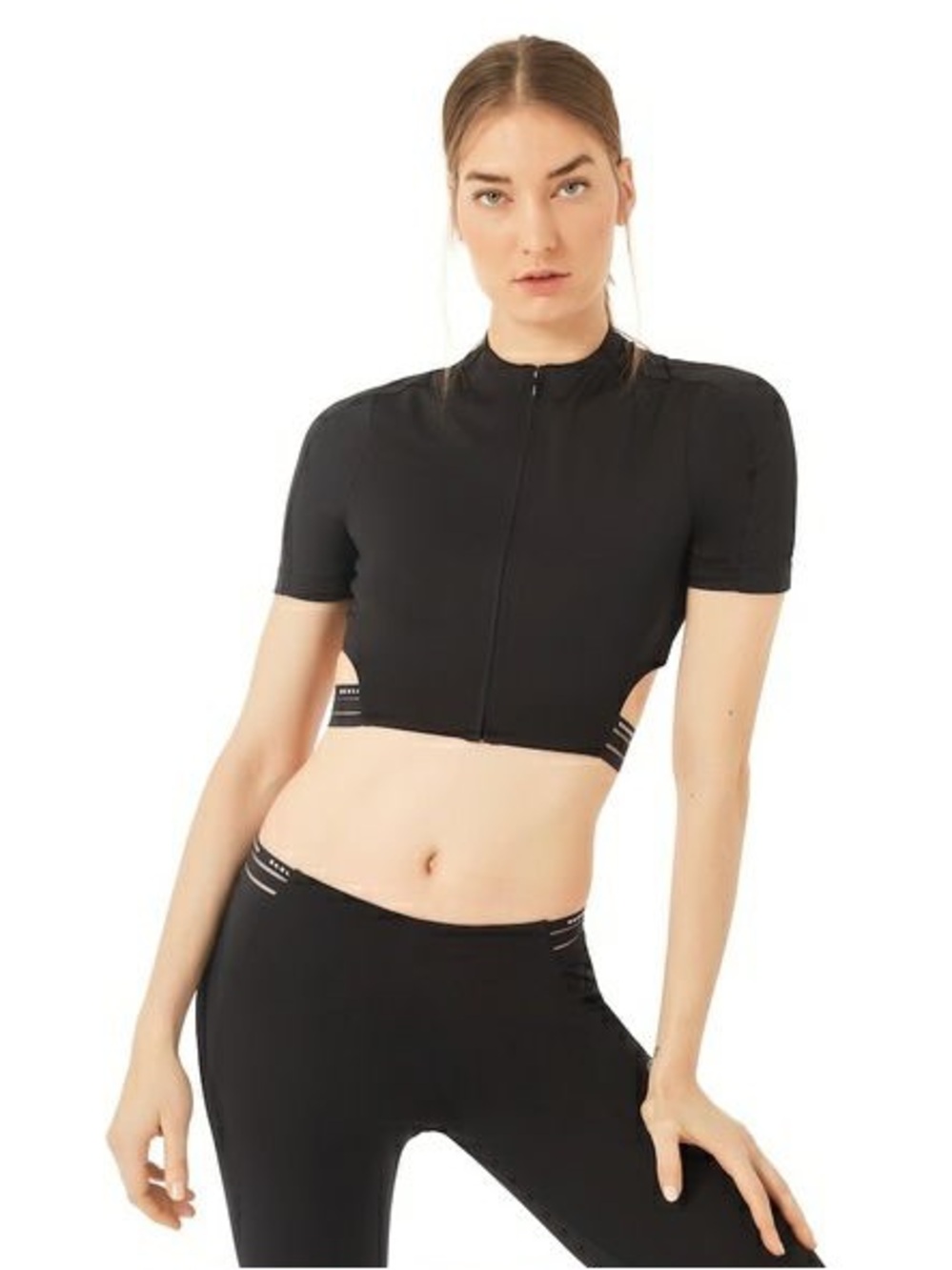 NWT Oakley Luxe Crop Zip Top Black Short Sleeve Cutout Activewear Medium